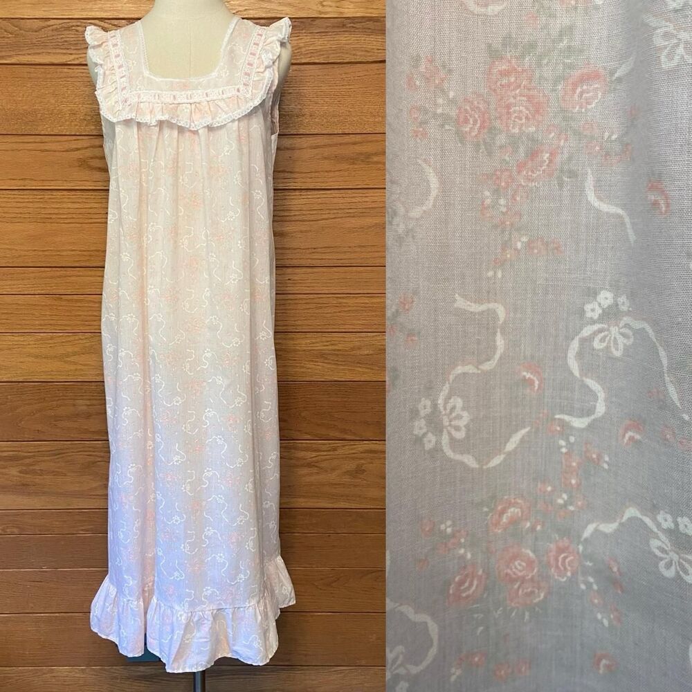 Vintage 80s floral ribbon print ruffle trim traditional nightgown